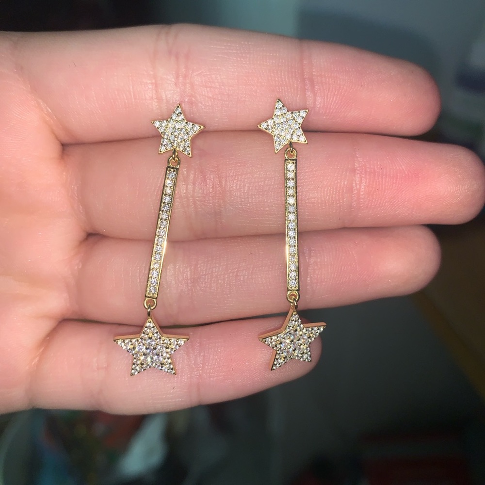 gold star earrings